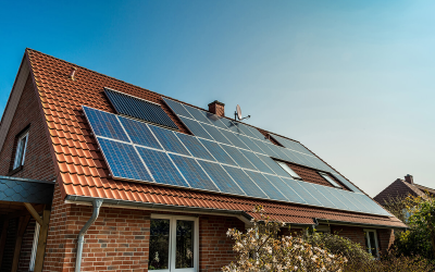 Solaire 2024 : installer, optimiser, innover, réduire durablement votre facture énergétique