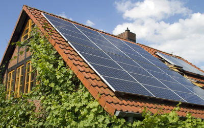 Panneaux solaires : guide 2024 pour une installation rentable et sûre